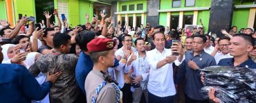 jokowi rsud sinjai manajemen rumah sakit sistem simrs